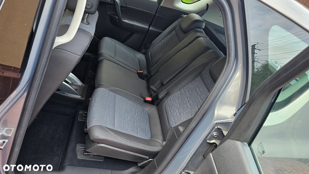 Opel Meriva 1.4 T Essentia S&S - 32