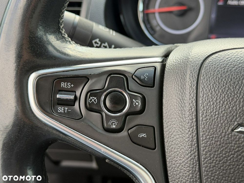 Opel Insignia 2.0 CDTI Cosmo ecoFLEX S&S - 20