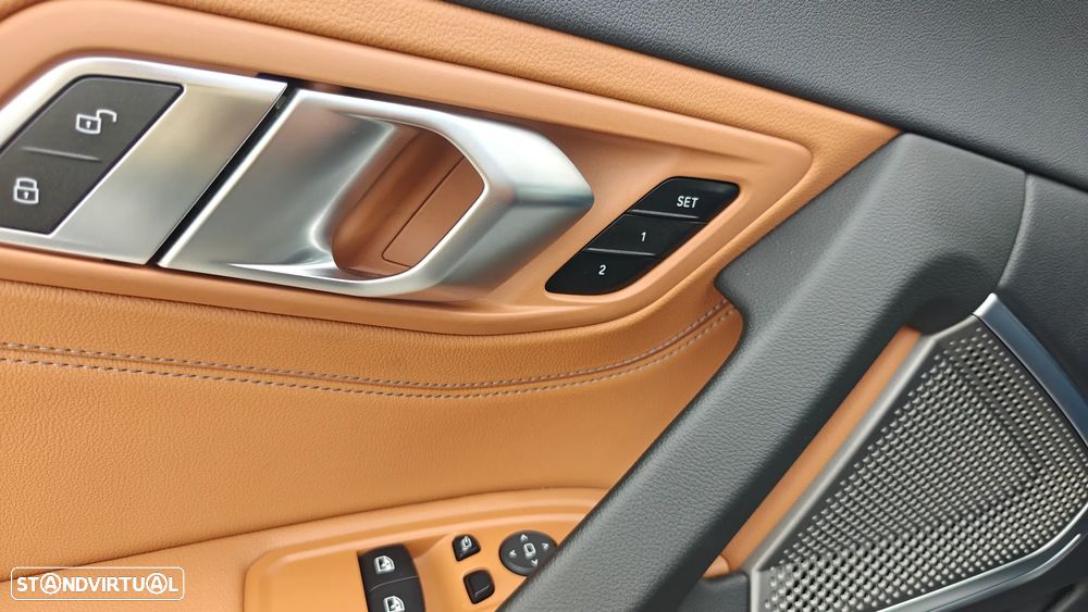 BMW Z4 30 i Pack M - 59