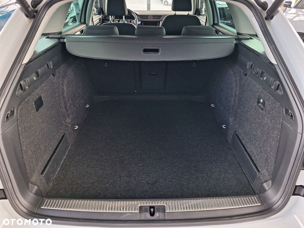 Skoda Superb 2.0 TDI SCR Style DSG - 14