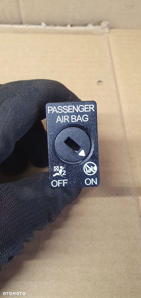 Przełącznik włącznik poduszek AIRBAG Skoda Rapid 5C5919237 - 2