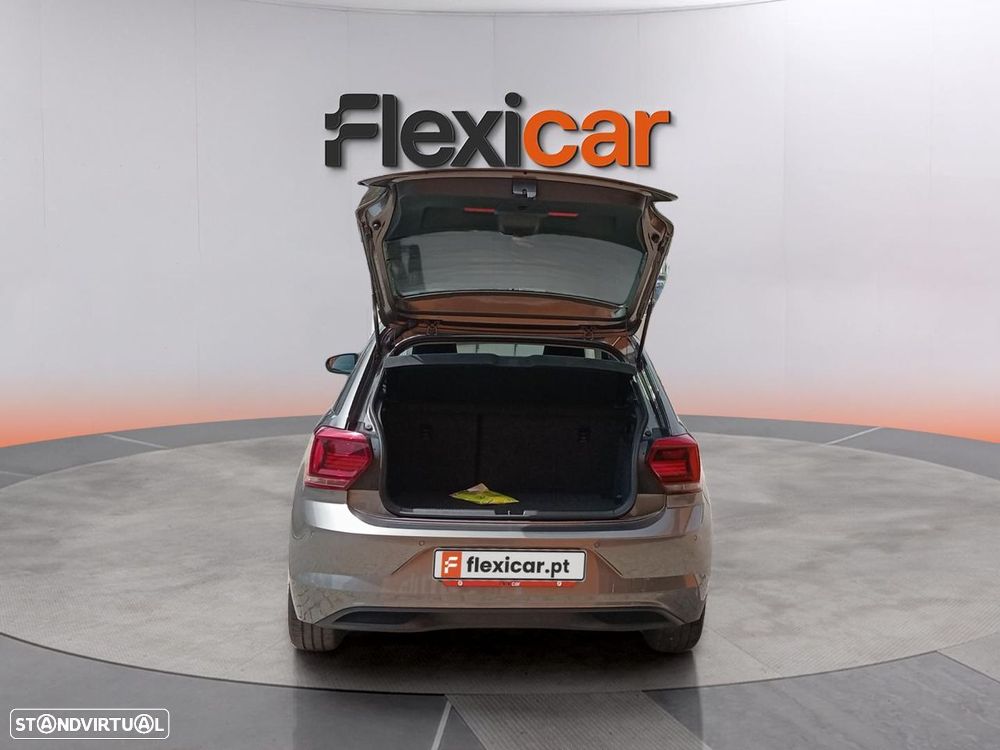 VW Polo 1.0 TSI Confortline DSG - 9