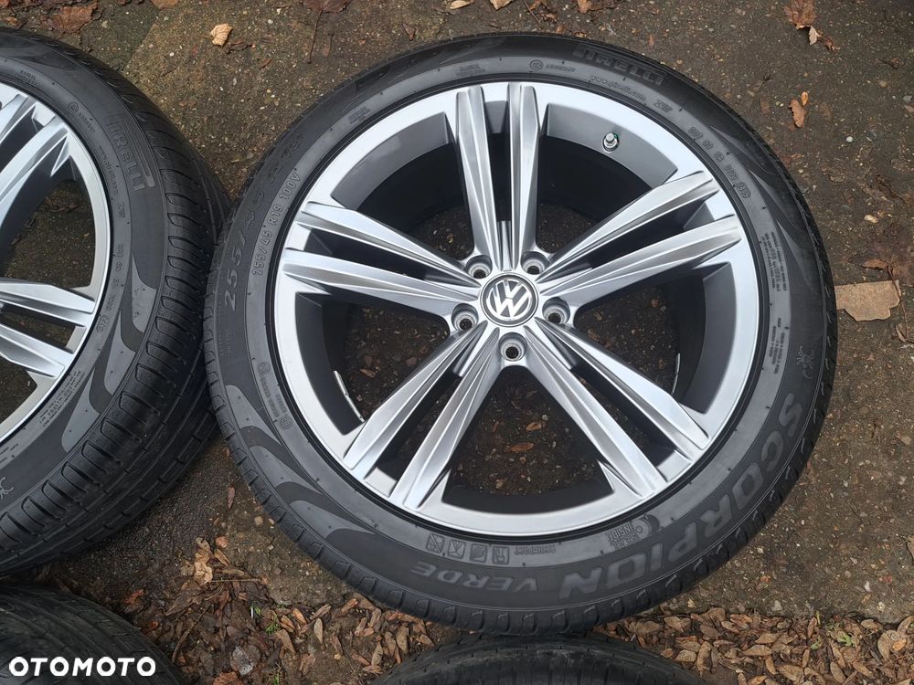 Oryg. VW Volkswagen Tiguan R-Line 19 5NN 5NA 5NN601025 Opony letnie - 4