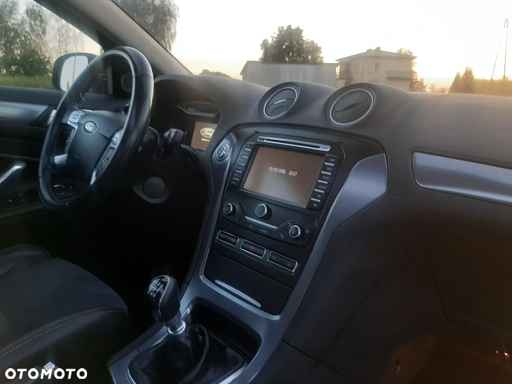 Ford Mondeo 1.6 TDCi ECOnetic Start-Stopp Titanium - 22