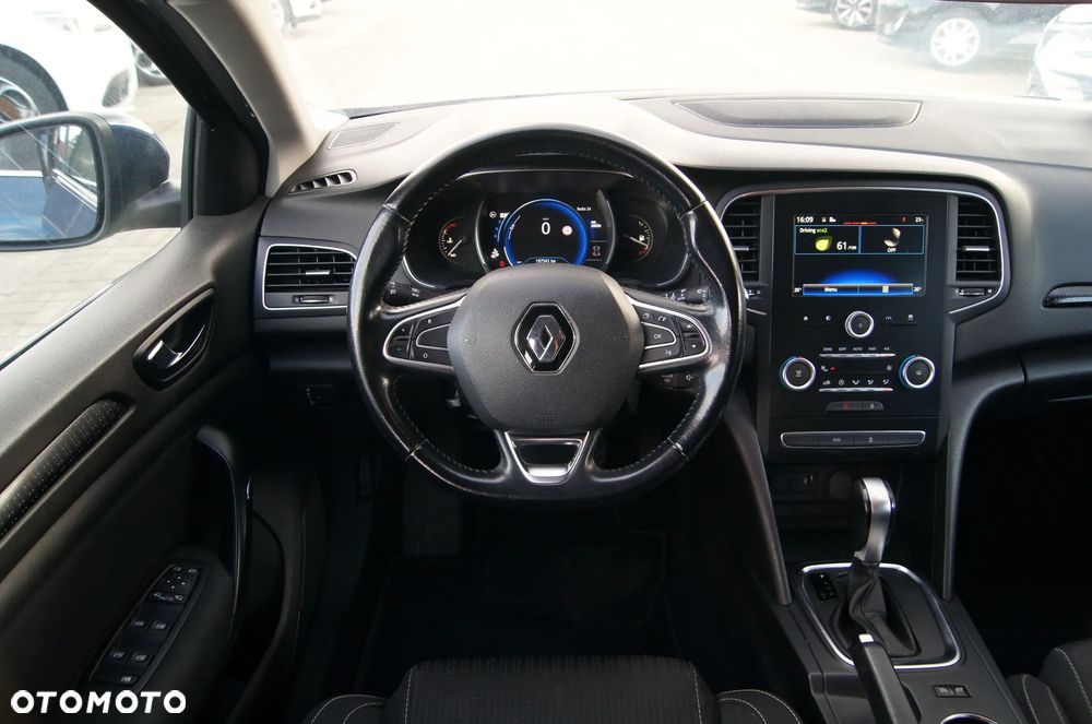 Renault Megane 1.5 dCi Limited EDC - 11