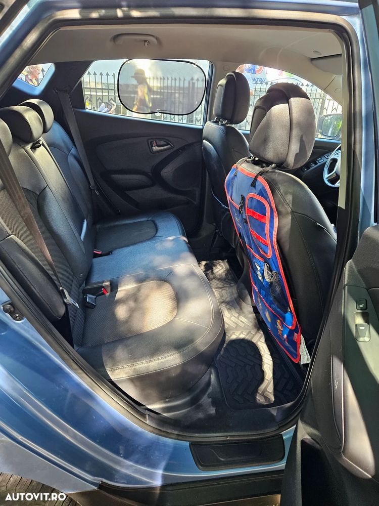 Hyundai ix35 - 11