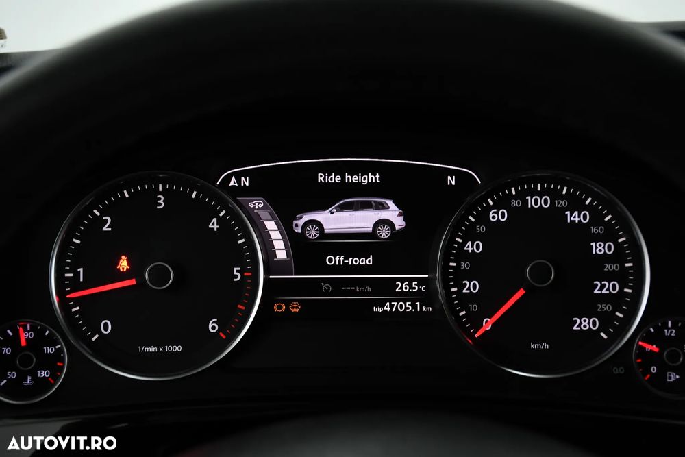 VOLKSWAGEN Touareg 2014 — imagine 22