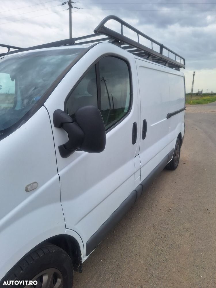 Renault Trafic - 2