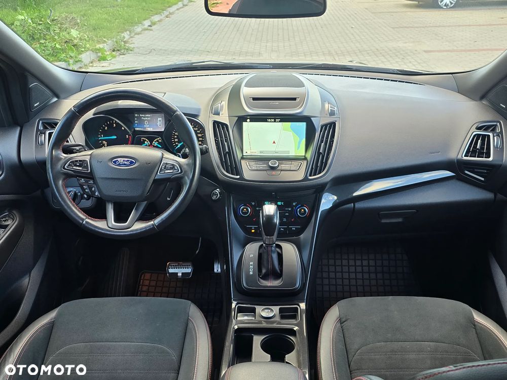 Ford Kuga 2.0 TDCi 4x4 ST-Line - 15