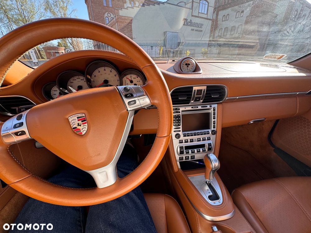 Porsche 911 - 12