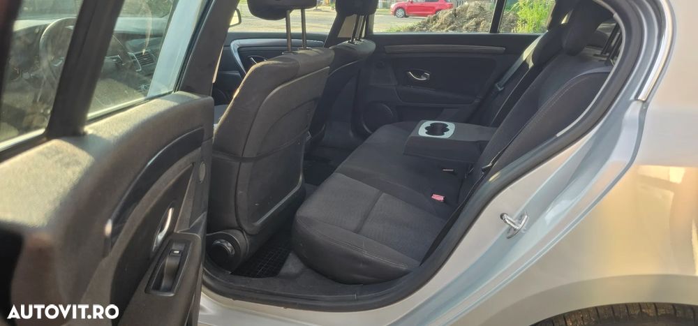 Renault Laguna - 22
