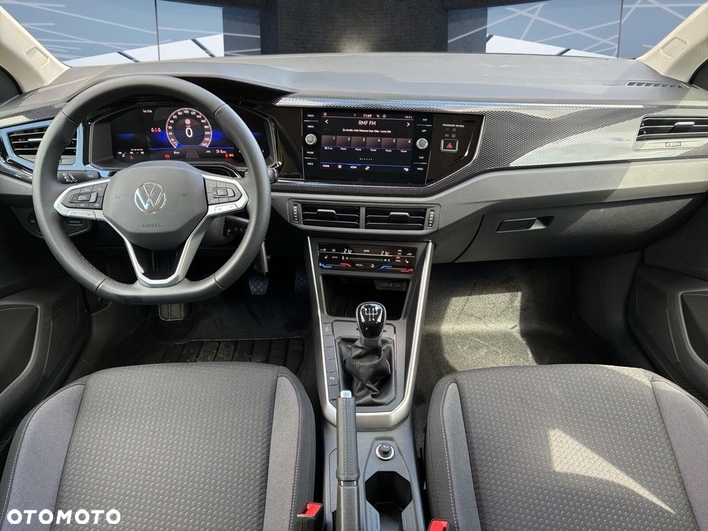 Volkswagen Polo - 13