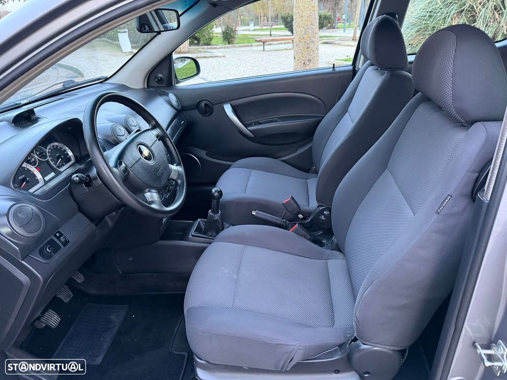 Chevrolet Aveo 1.2 LS - 18