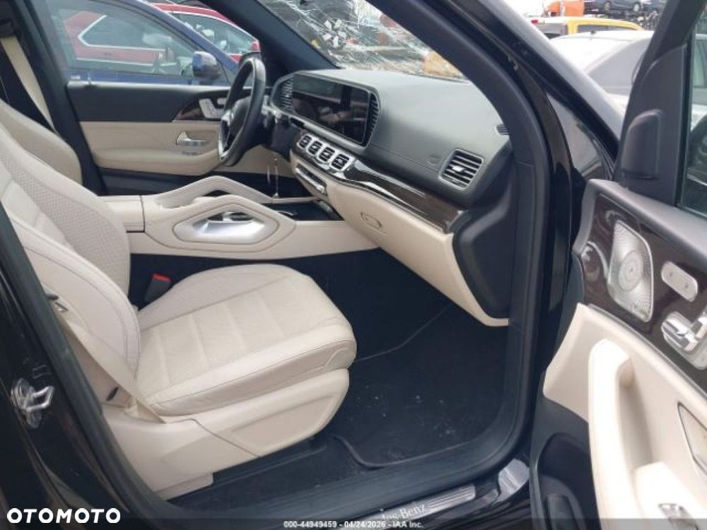 Mercedes-Benz GLS - 9