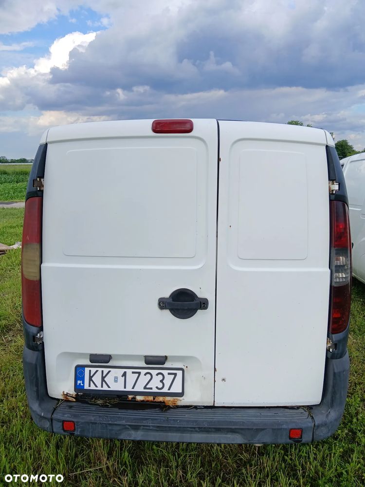 Fiat Doblo - 11