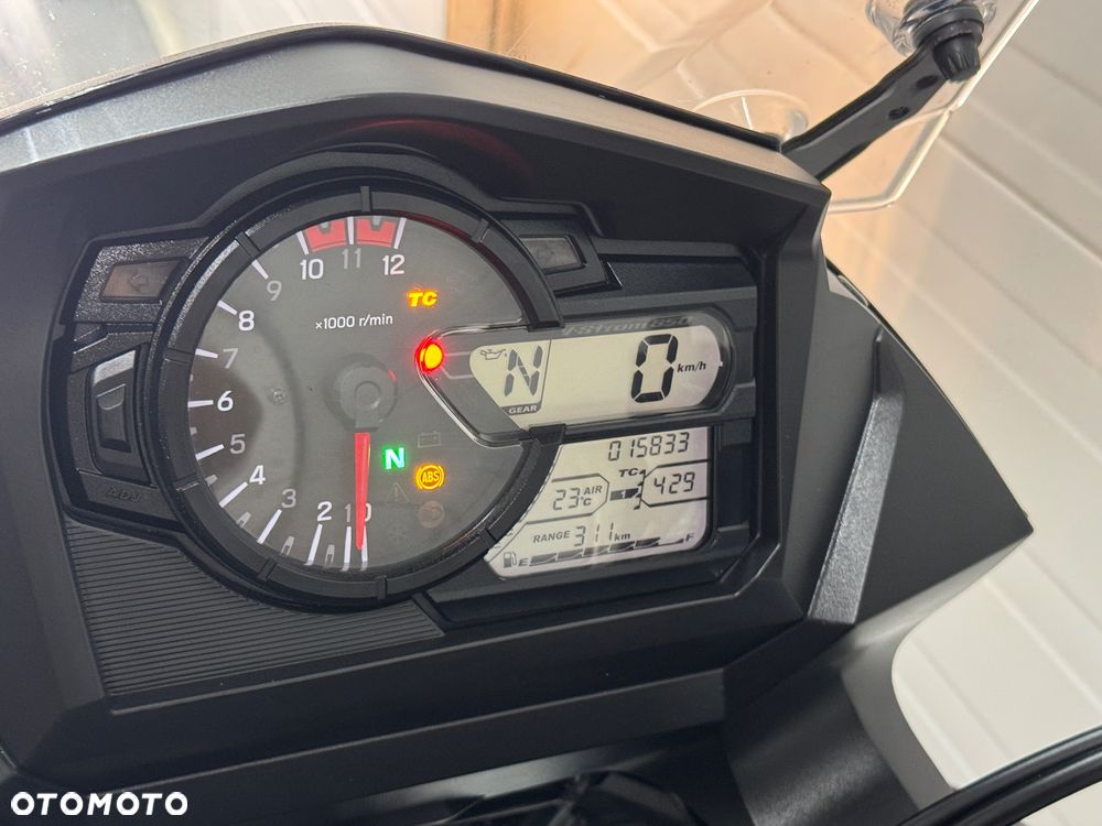 Suzuki V-STROM - 28