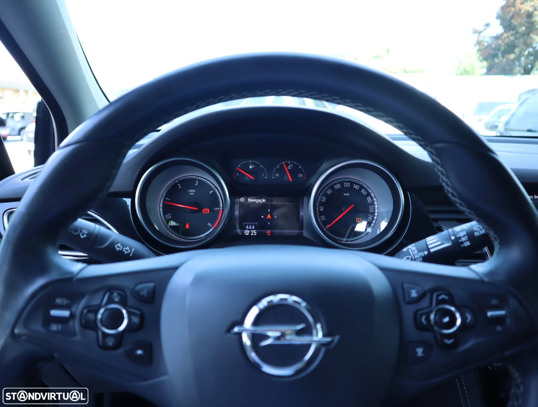 Opel Astra Sports Tourer - 31