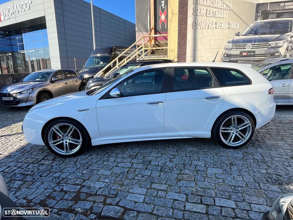 Alfa Romeo 159 Sportwagon 1.9 JTDm 16V Sportiva - 5