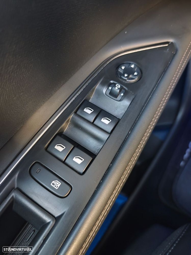 Peugeot 3008 1.6 BlueHDi Allure - 30