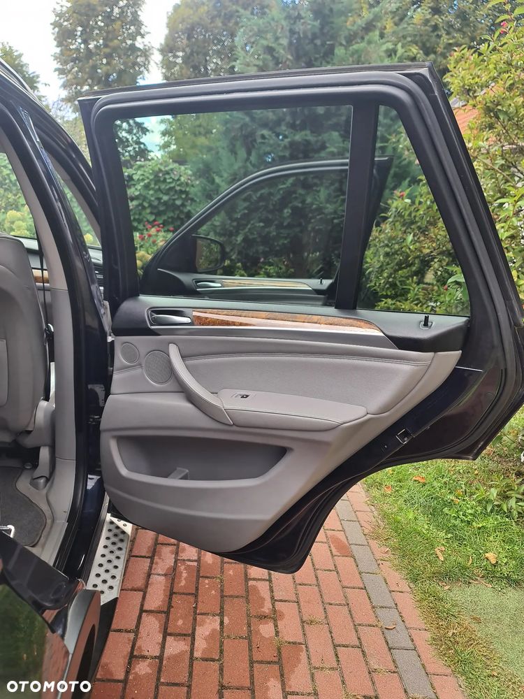 BMW X5 xDrive30d - 27