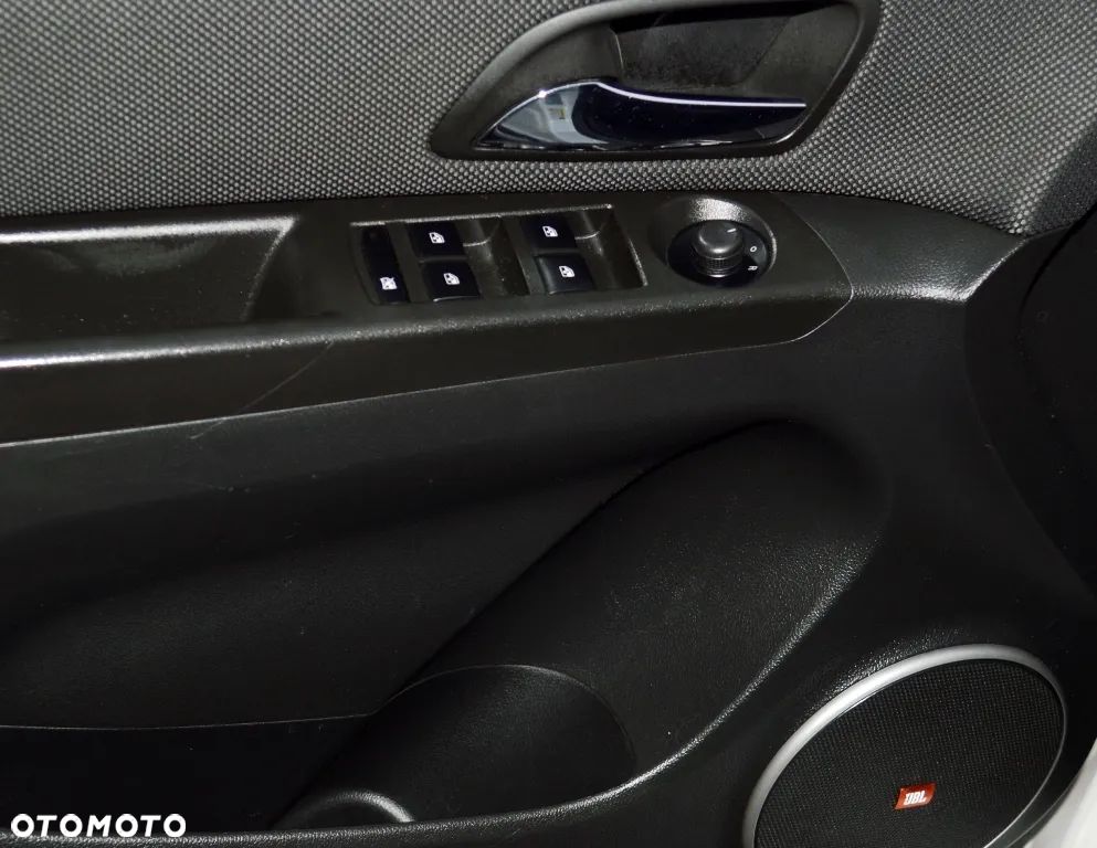 Chevrolet Cruze - 31