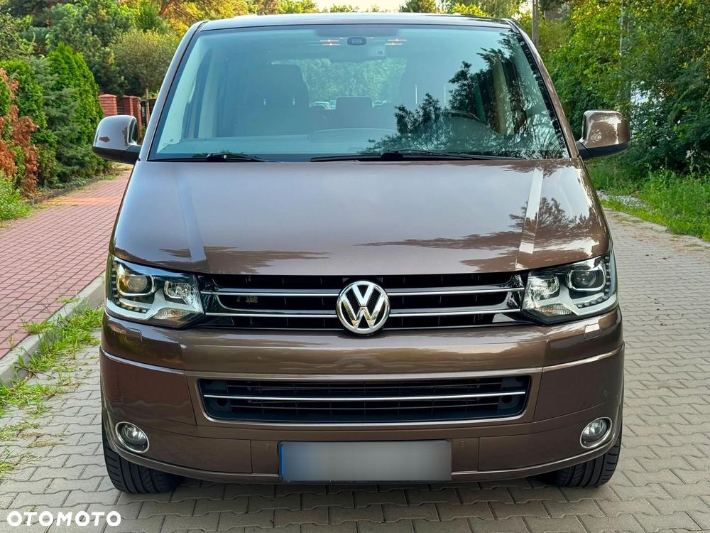 Volkswagen Multivan - 1
