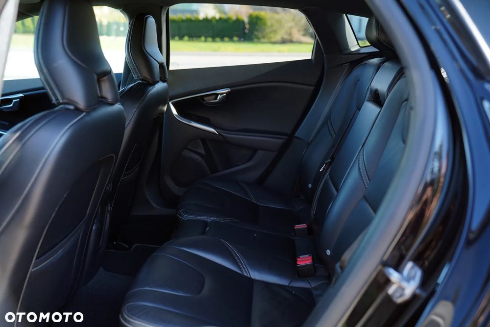 Volvo V40 T4 Geartronic RDesign - 21