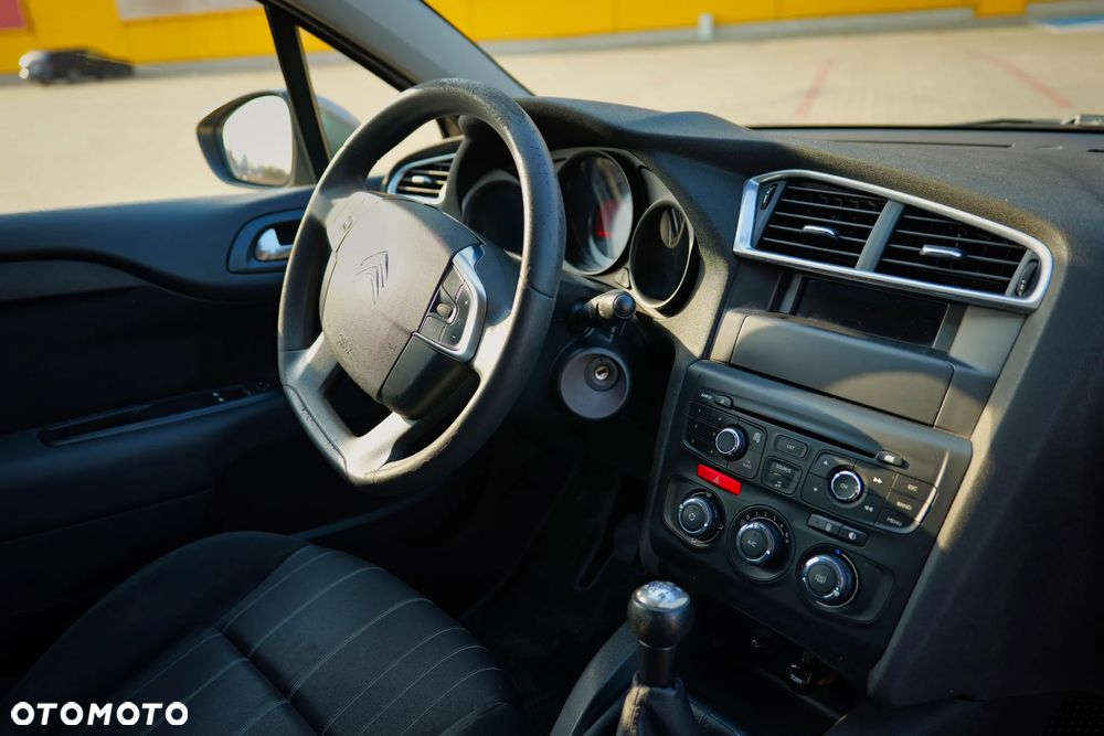 Citroën C4 1.6 HDi Attraction - 13