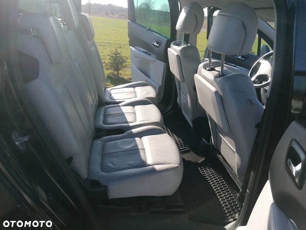 Peugeot 5008 1.6 HDi Premium - 28