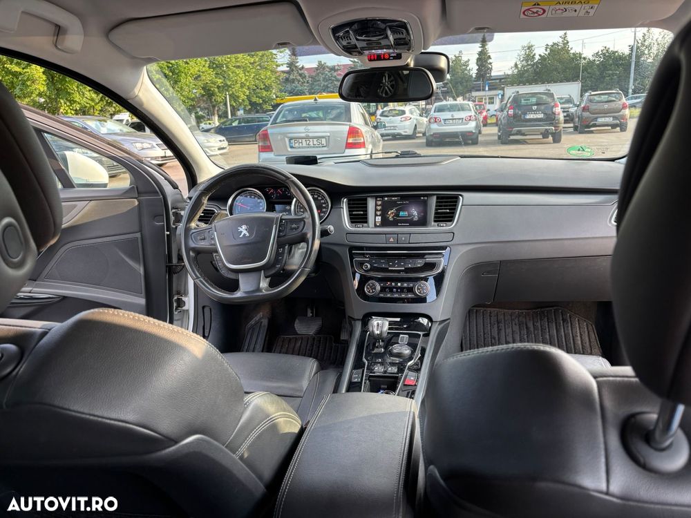 Peugeot 508 2.0 HDI FAP BVA Allure Aut. - 13