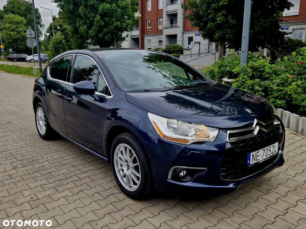 Citroën DS4 1.6 e-HDi SoChic MCP - 9