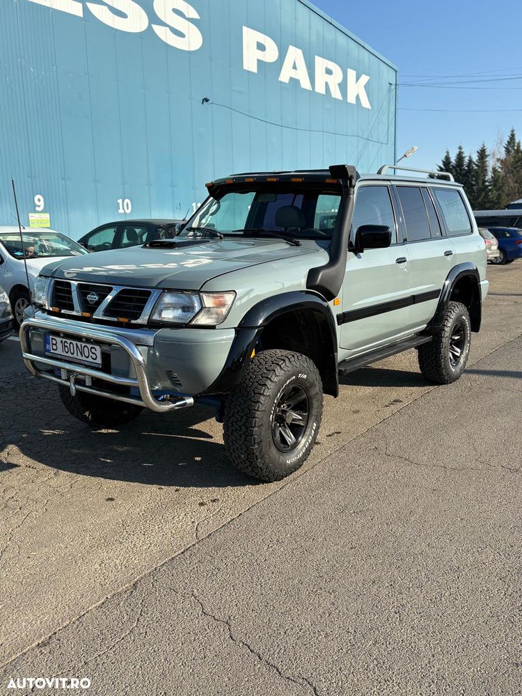 Nissan Patrol 3.0 TDI Luxury Plus Aut - 2