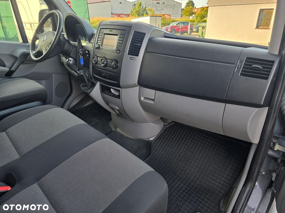 Volkswagen CRAFTER - 10