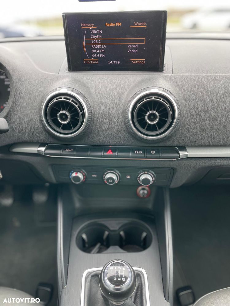 Audi A3 1.4 TFSI ack Ambiente - 11