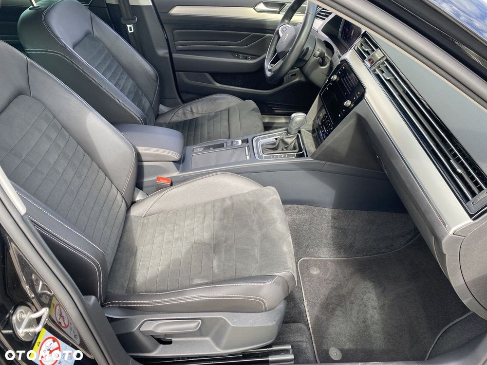 Volkswagen Passat - 15