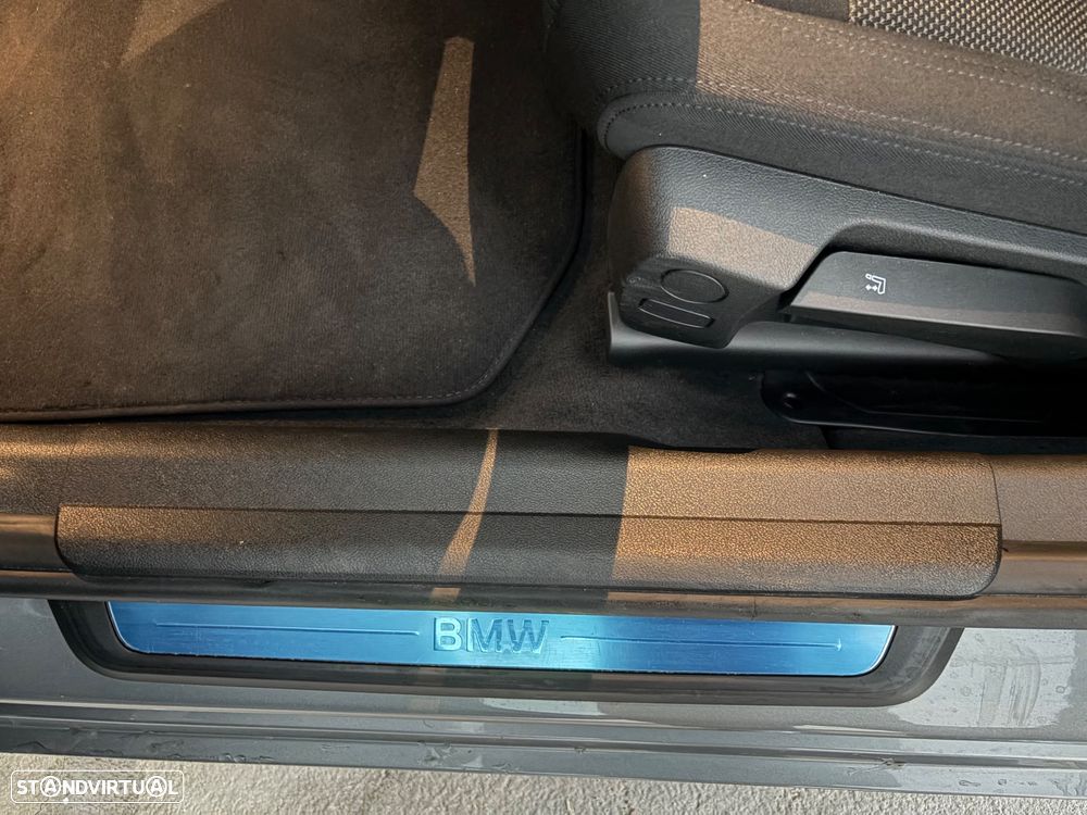 BMW 330 - 16