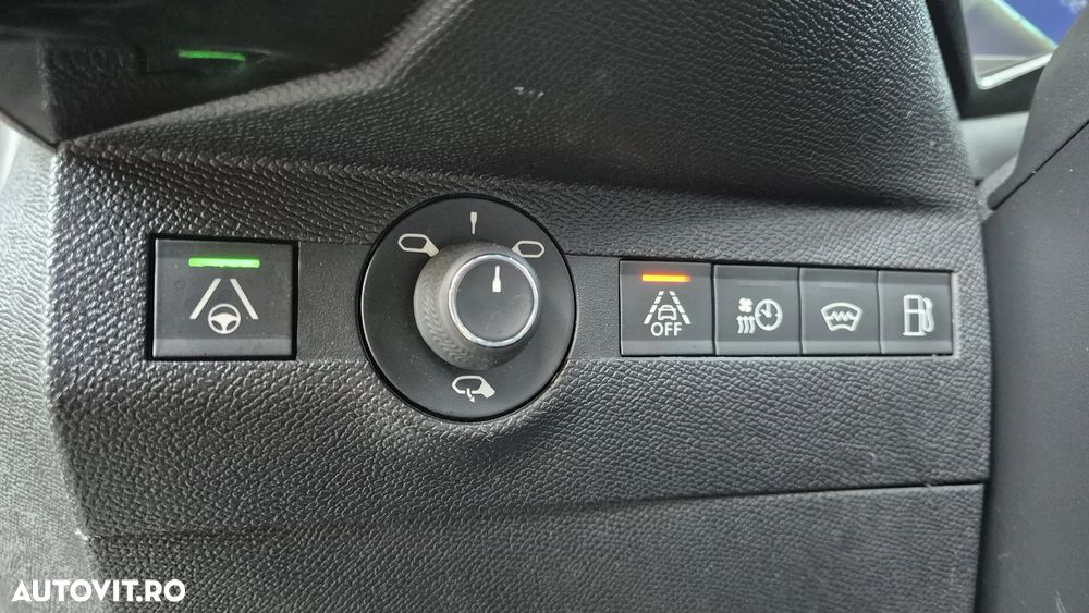 DS Automobiles DS 7 Crossback ver-ds7-1-6-phev-awd-300-eat8-opera - 17