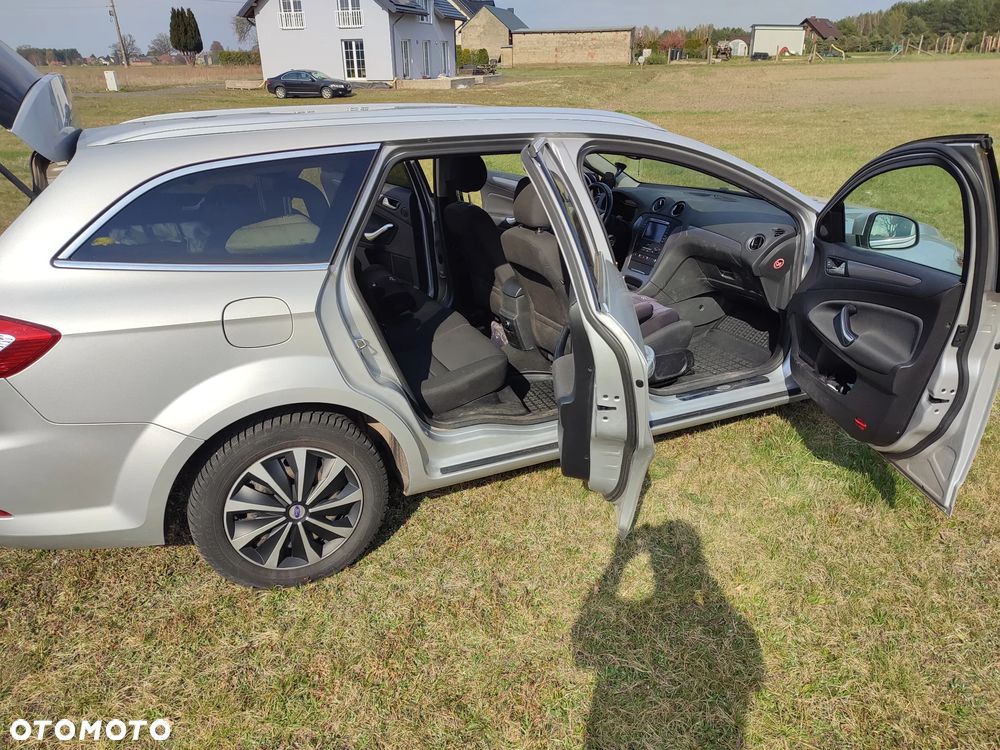 Ford Mondeo 2.0 TDCi Titanium - 18