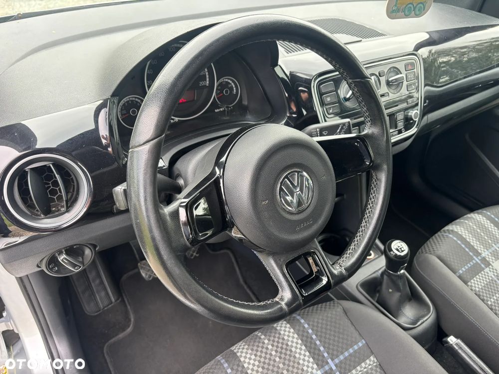 Volkswagen up! club - 2
