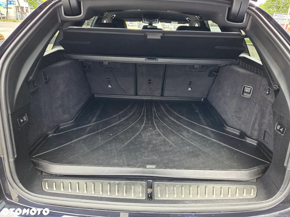 BMW Seria 5 - 22