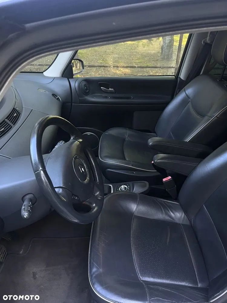 Renault Espace 2.0 dCi FAP Initiale - 9