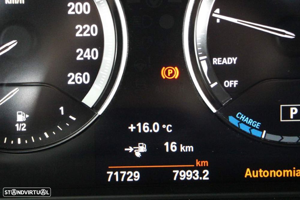 BMW 225xe Active Tourer iPerformance - 8