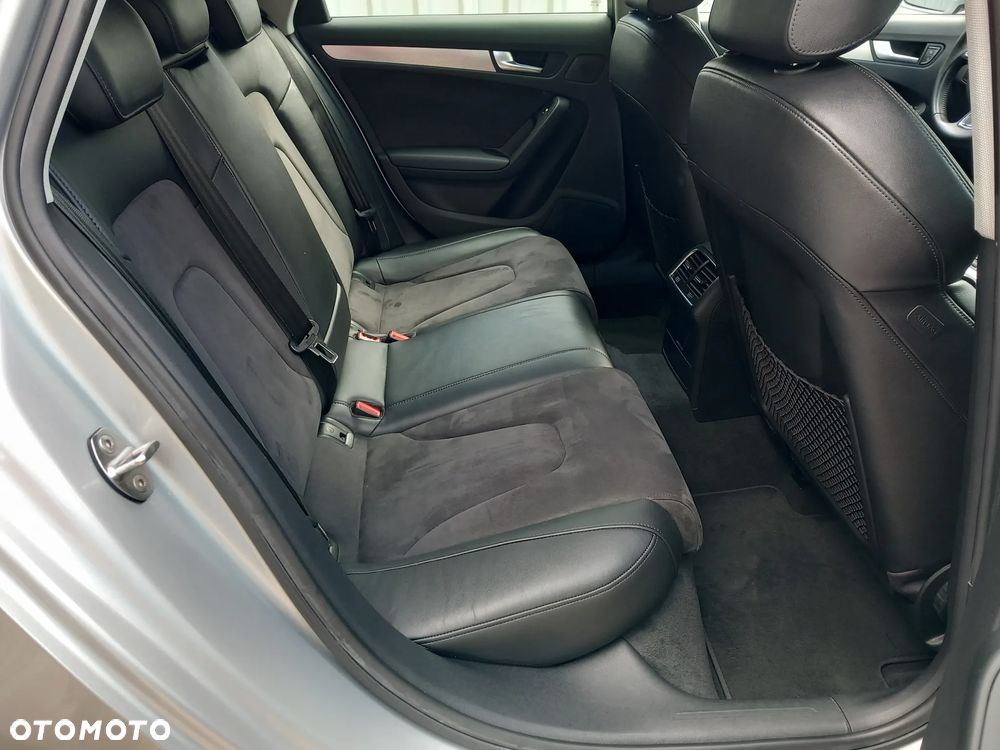 Audi A4 Avant 2.0 TDI DPF multitronic S line Sportpaket - 11