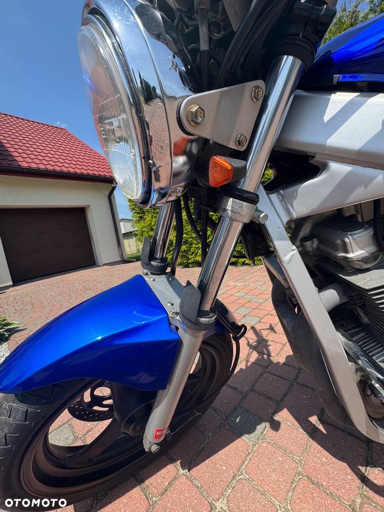 Suzuki GS - 13