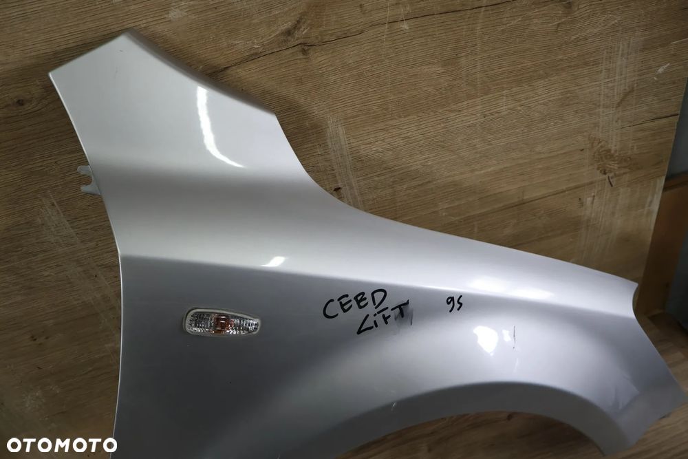 KIA CEED I LIFT 09-12 BŁOTNIK PRAWY PRZÓD PRZEDNI 9S - 2