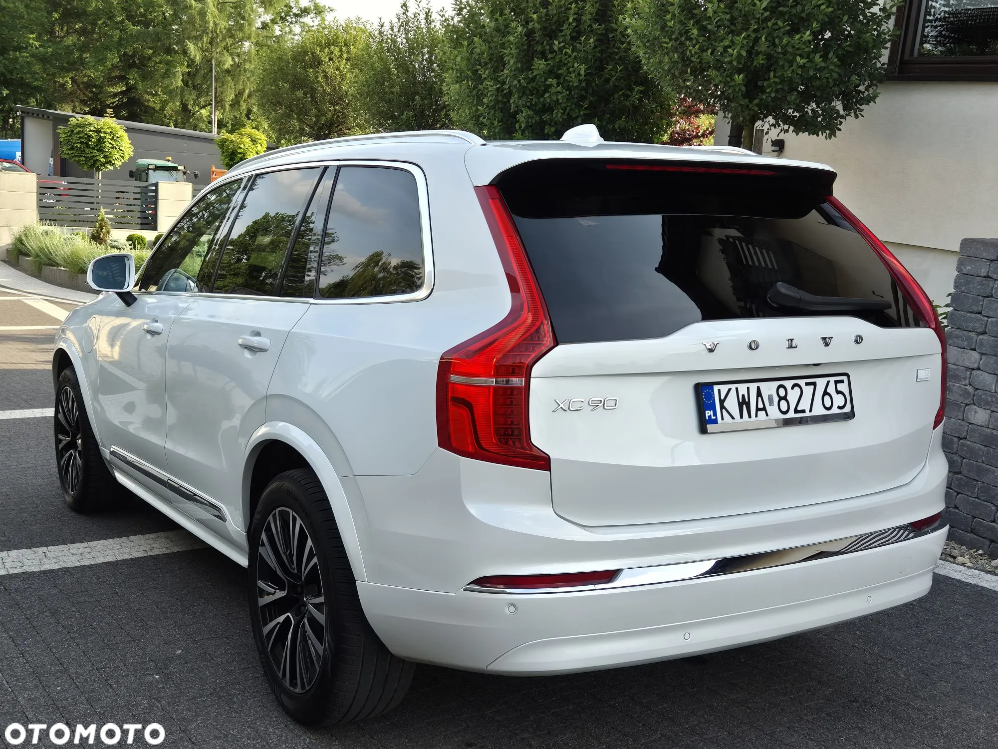 Volvo XC 90 T8 AWD Recharge Geartronic Inscription Edition - 4