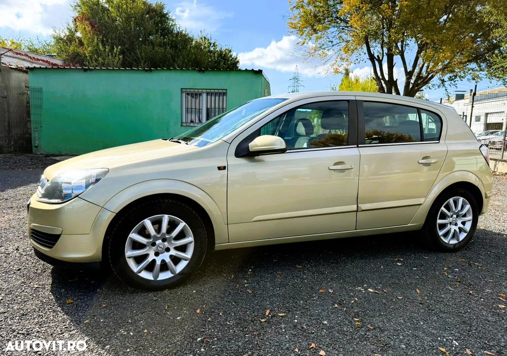 Opel Astra 1.6i Enjoy - 6