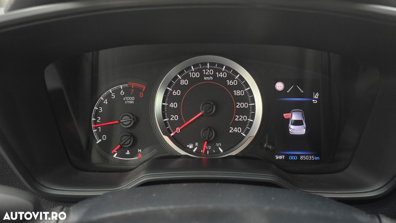 Toyota Corolla - 16