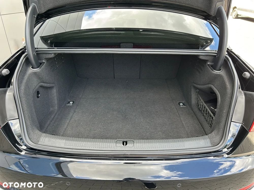 Audi A4 Limousine 35 TFSI S tronic - 10