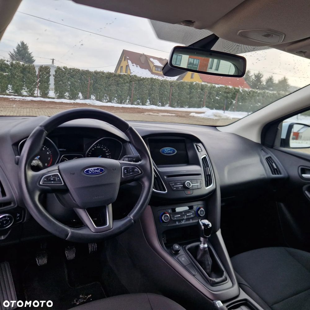 Ford Focus 1.0 EcoBoost Trend Edition - 8